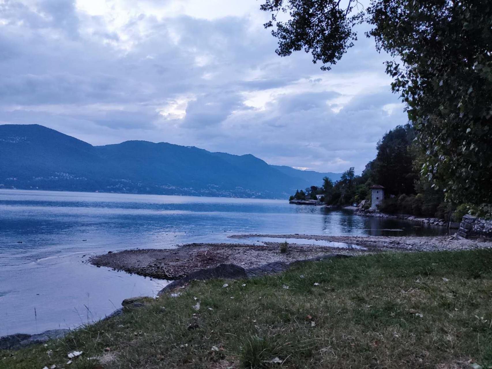 Natura Tra Bosco E Lago Castelveccana Екстериор снимка